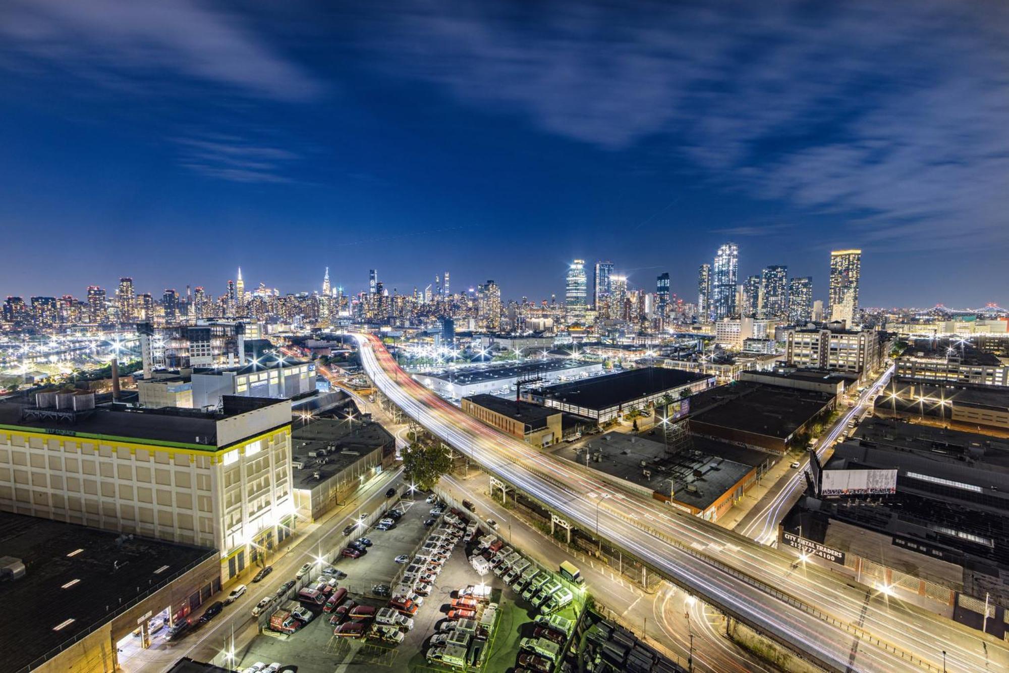 Holiday Inn Express Long Island City E - New York By Ihg Экстерьер фото