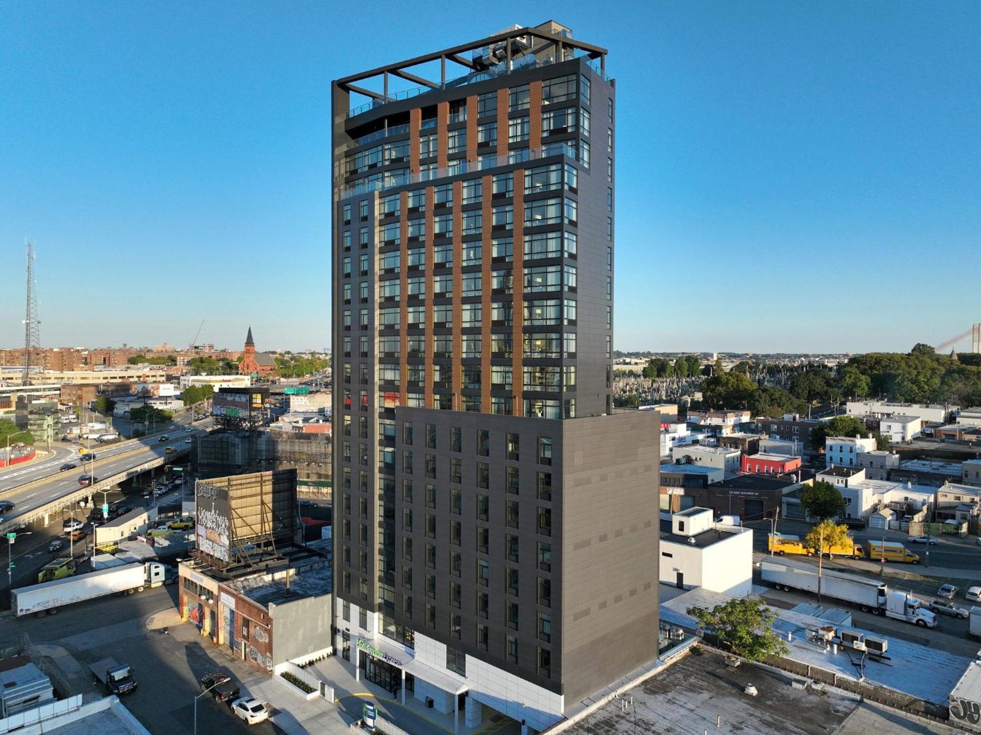 Holiday Inn Express Long Island City E - New York By Ihg Экстерьер фото